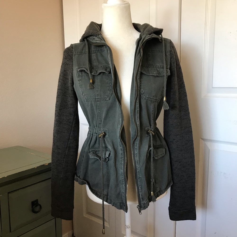 Full Tilt army green jacket